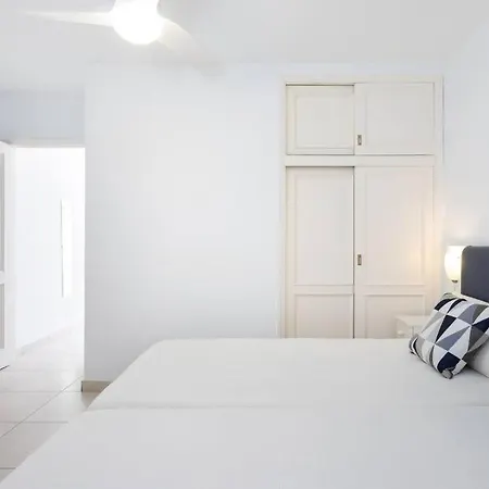 Pn 8 Puerto de Santiago (Tenerife)